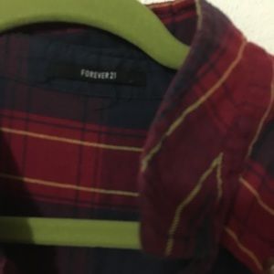 Es una blusa muy cómoda de algodón